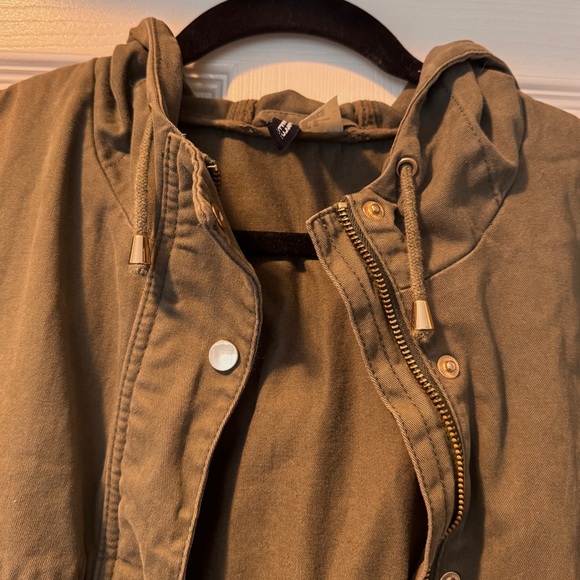 H&M DIVIDED Army Green Jacket - Picture 4 of 8